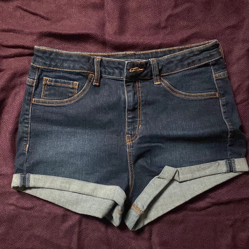 High-waisted Stretchy Jean Shorts